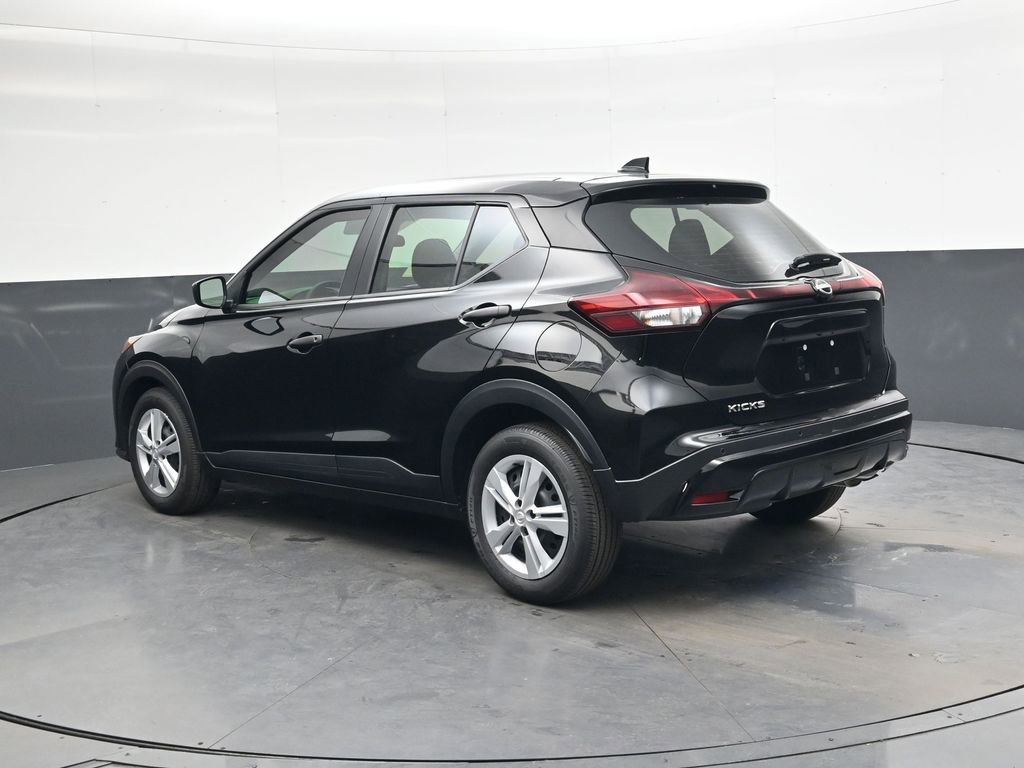 Certified 2025 Nissan Kicks Play S FWD image 8