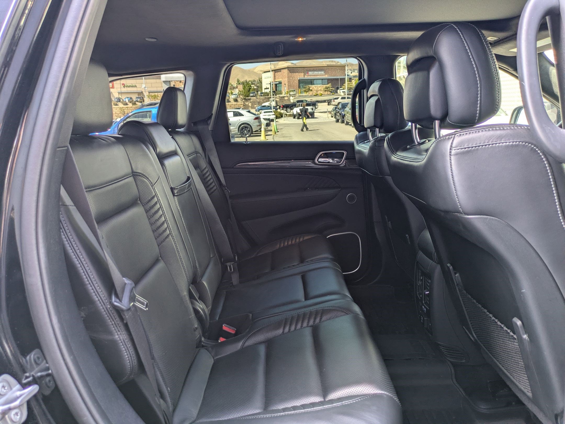 Used 2019 Jeep Grand Cherokee Trackhawk AWD/4WD image 27