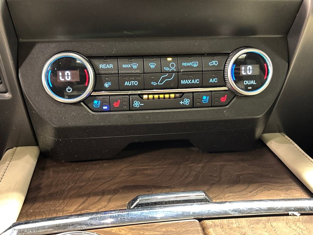 Used 2020 Ford Expedition Platinum image 44