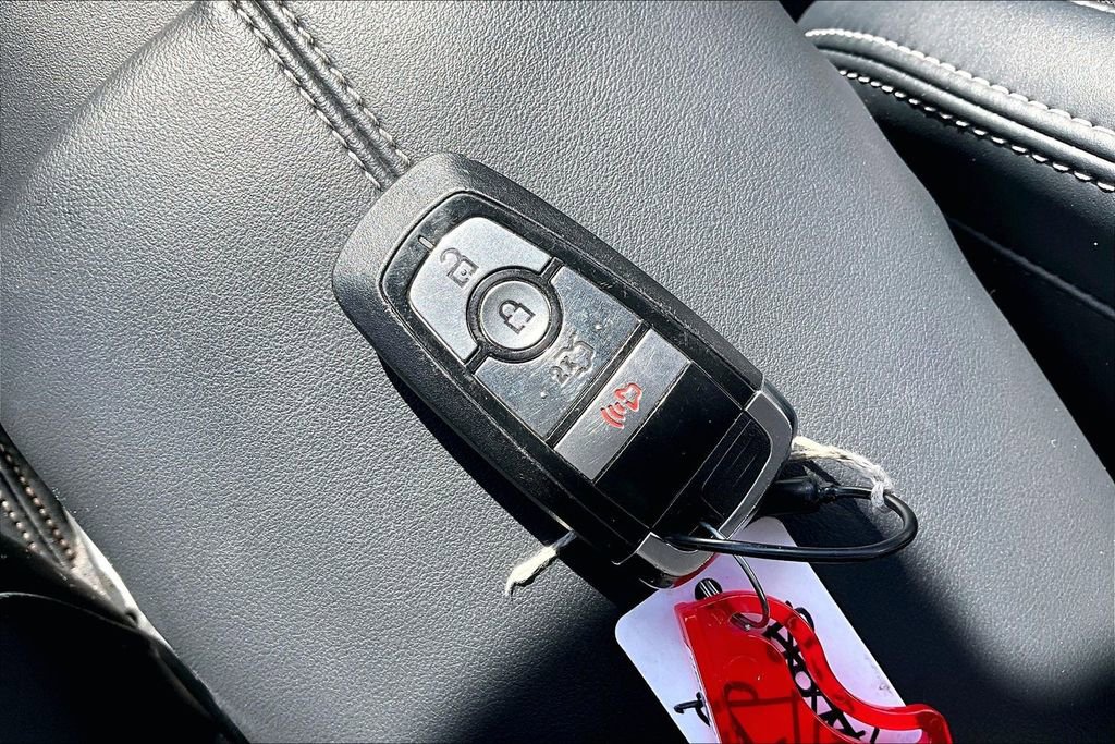 Used 2024 Ford Mustang Coupe RWD image 32