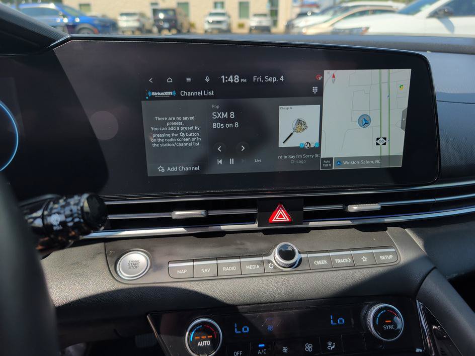 Used 2025 Hyundai Elantra Limited FWD image 25