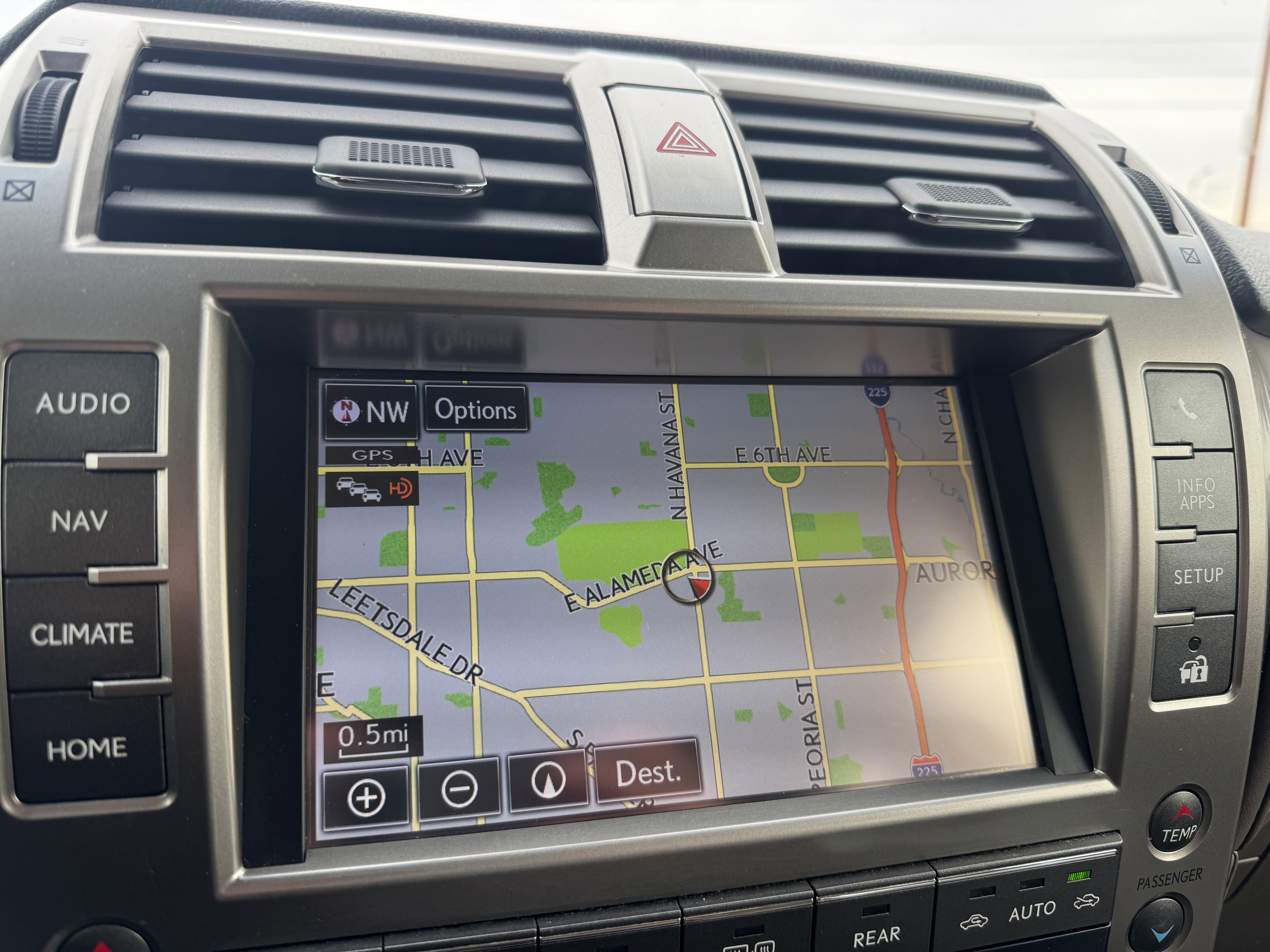 Used 2015 Lexus GX 460 w/ Premium Package image 27