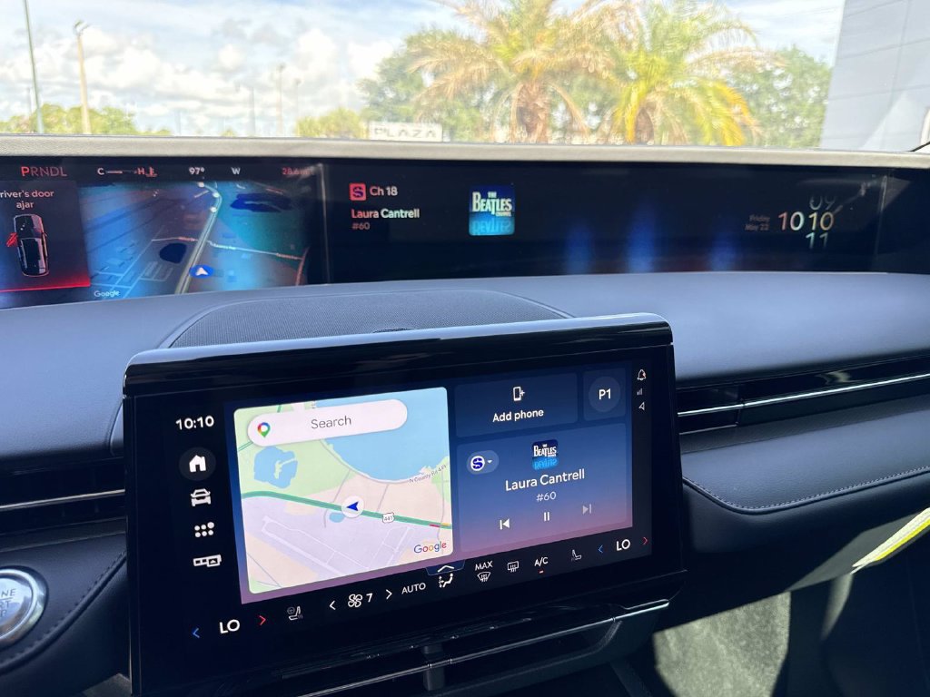 New 2026 Lincoln Nautilus Premier AWD/4WD image 23