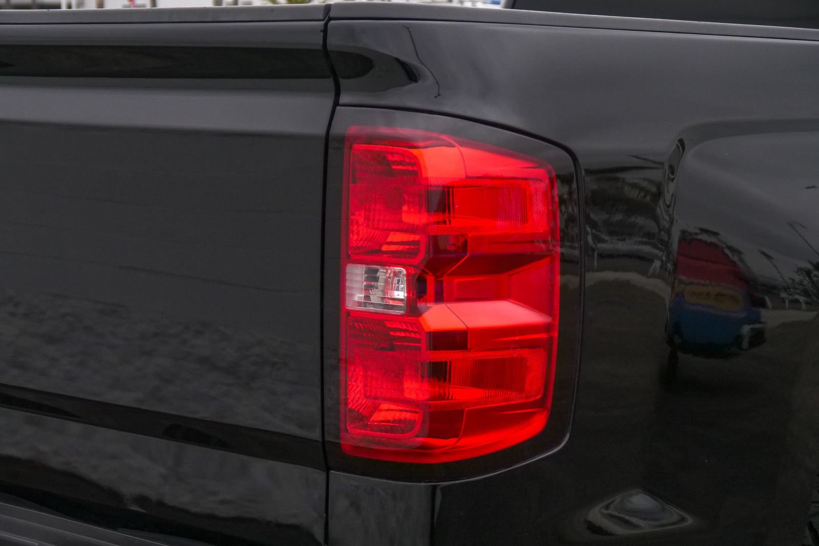 Used 2019 Chevrolet Silverado 2500 LT w/ Midnight Edition AWD/4WD image 10