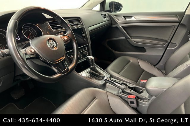Used 2018 Volkswagen Golf SE image 15
