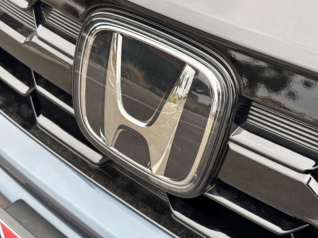 Used 2025 Honda Odyssey Touring image 31