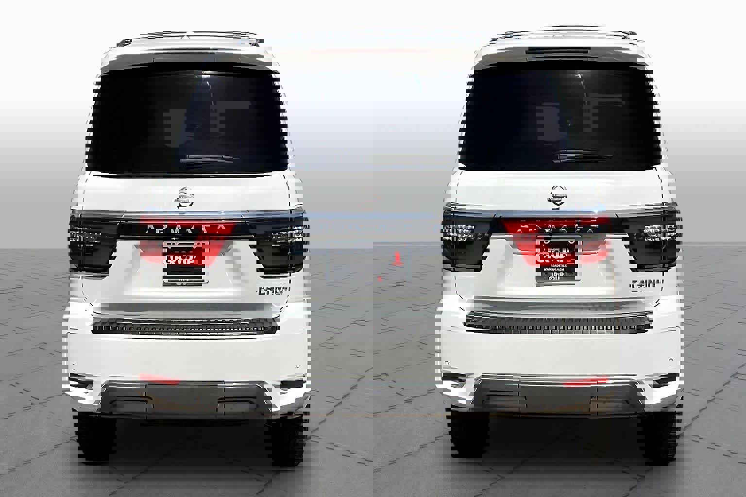 Used 2022 Nissan Armada Platinum w/ Captain's Chairs Package image 4