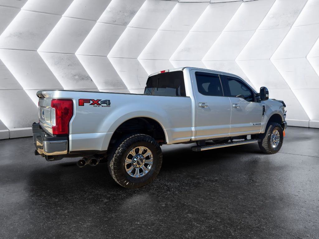 Used 2019 Ford F250 XLT w/ XLT Premium Package image 5