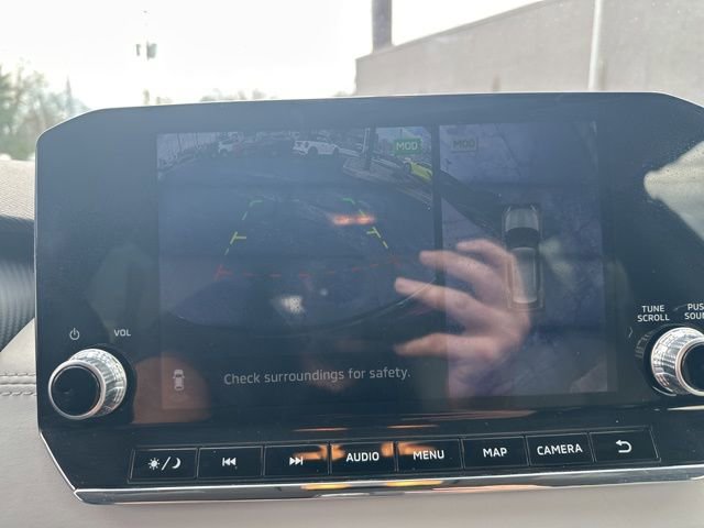 Used 2022 Mitsubishi Outlander SEL image 11