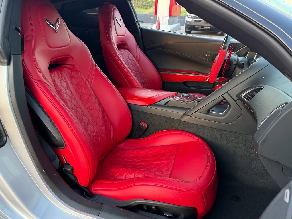 Used 2019 Chevrolet Corvette Grand Sport RWD image 12