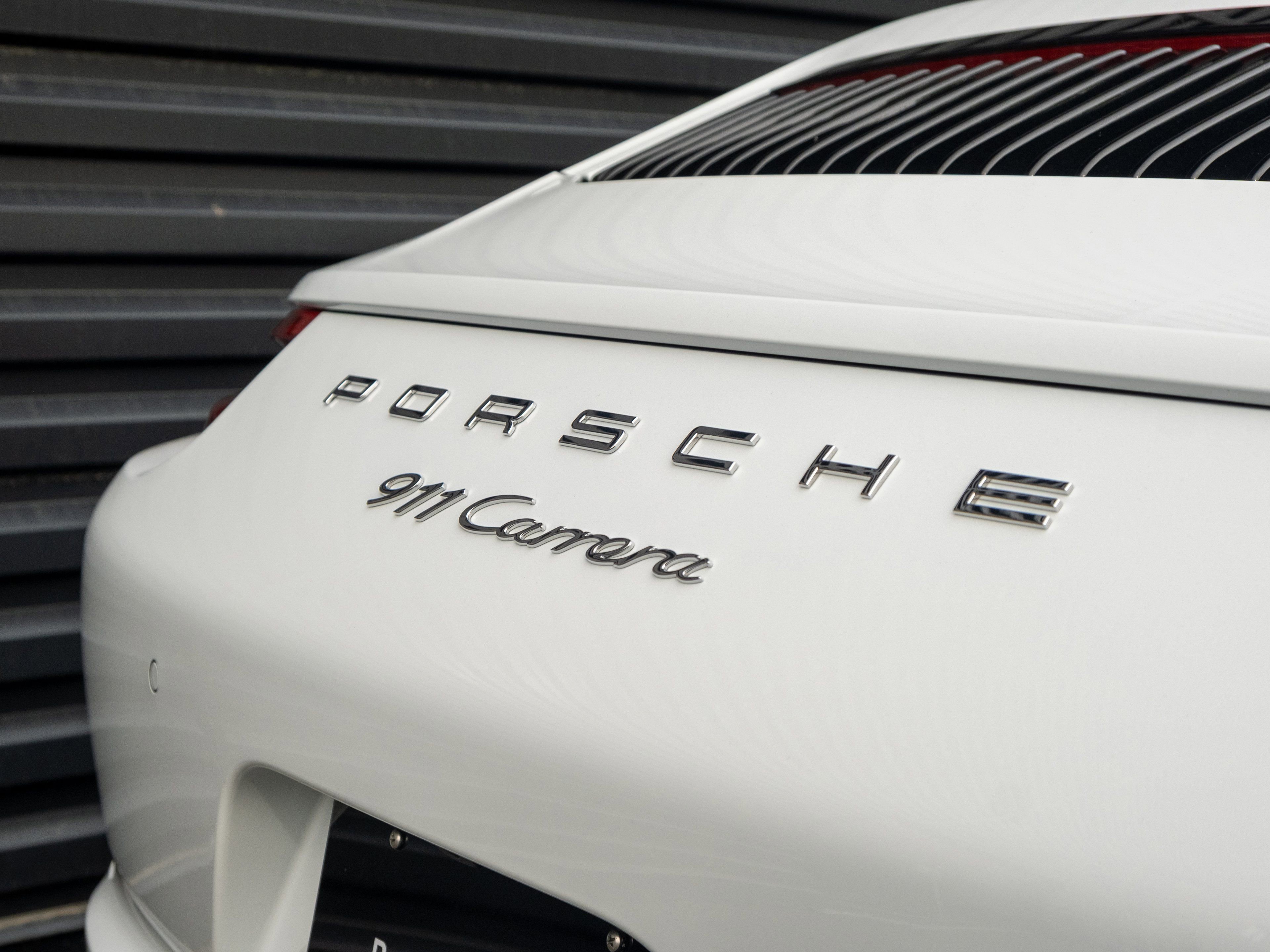 Certified 2017 Porsche 911 Carrera RWD image 38