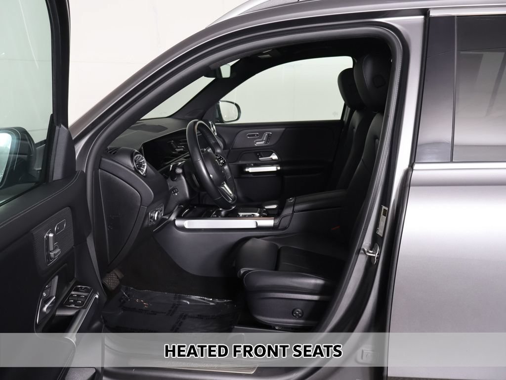 Used 2023 Mercedes-Benz GLB 250 4MATIC w/ Premium Package image 6