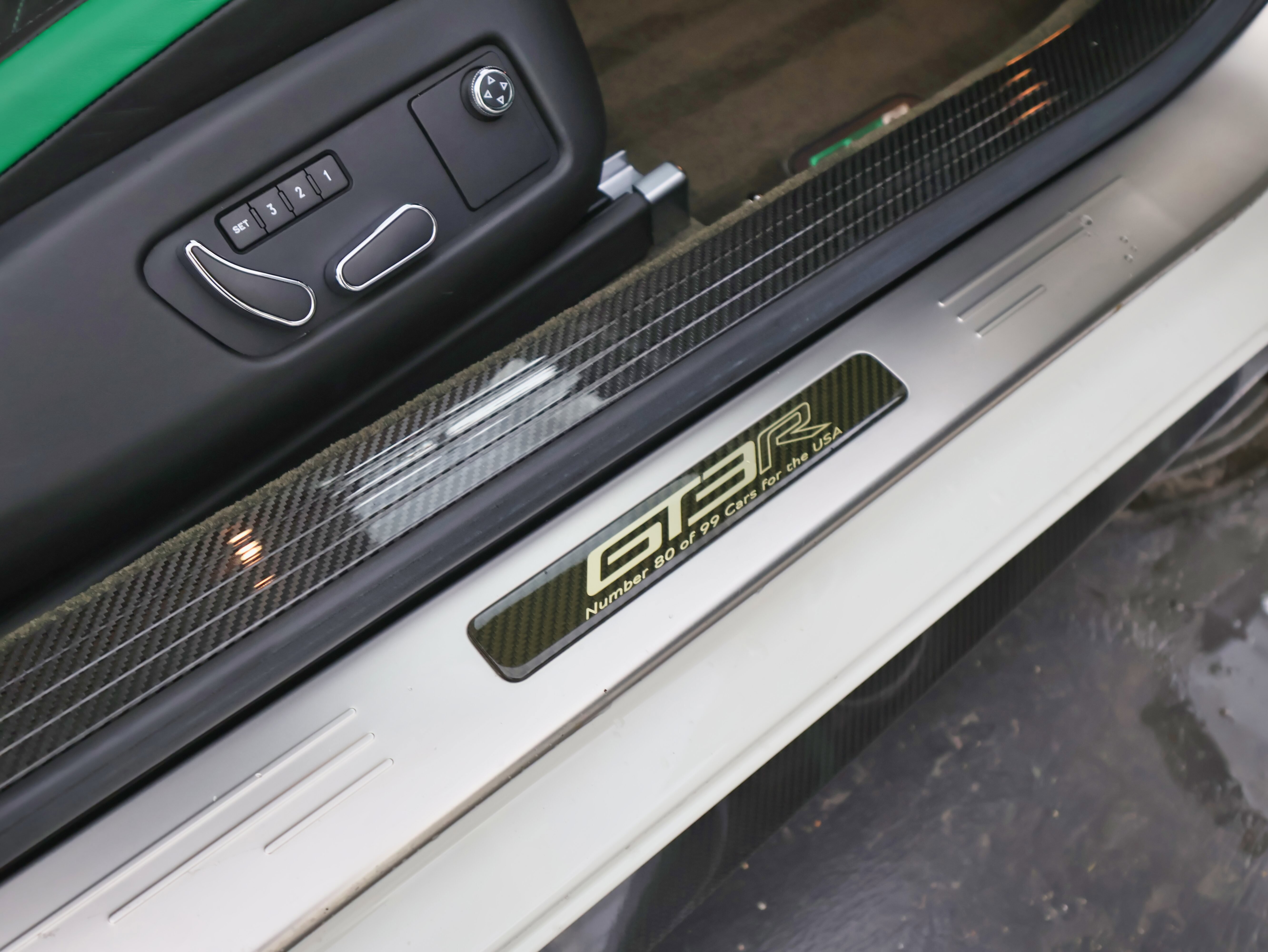 Used 2015 Bentley Continental GT3-R image 46