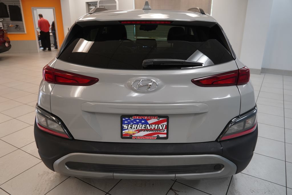 Used 2022 Hyundai Kona SEL w/ Convenience Package AWD/4WD image 11