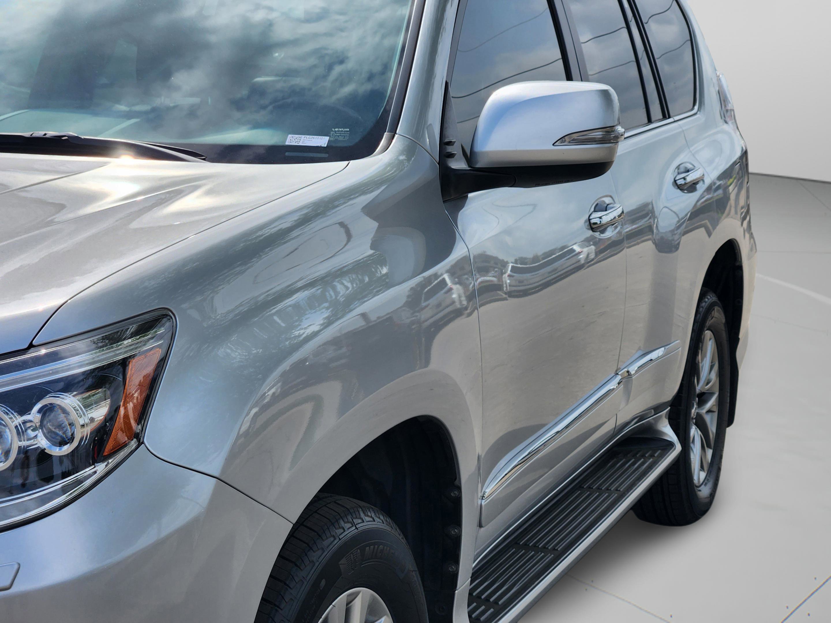 Used 2017 Lexus GX 460 Luxury w/ Preferred Accessory Package image 41