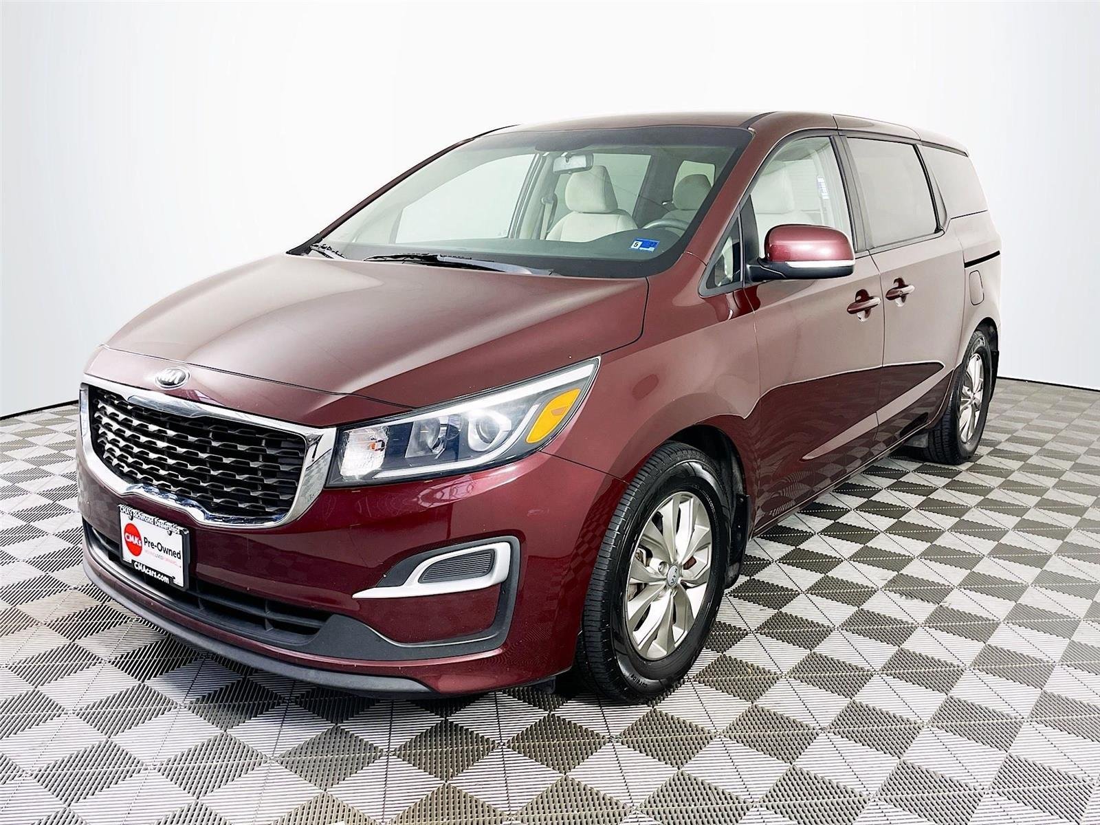 Used 2019 Kia Sedona LX FWD image 3