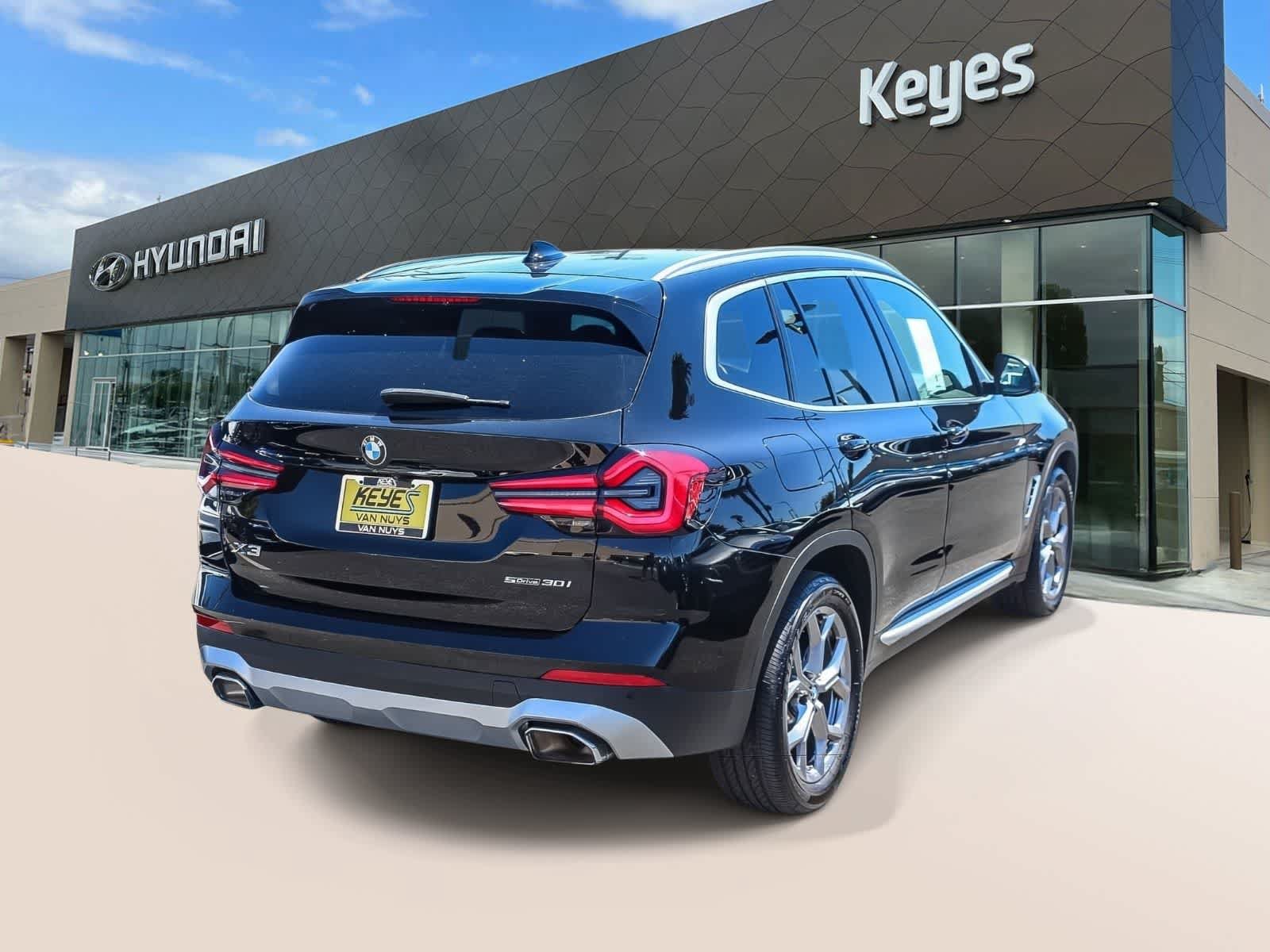 Used 2023 BMW X3 sDrive30i w/ Parking Assistance Package RWD image 4