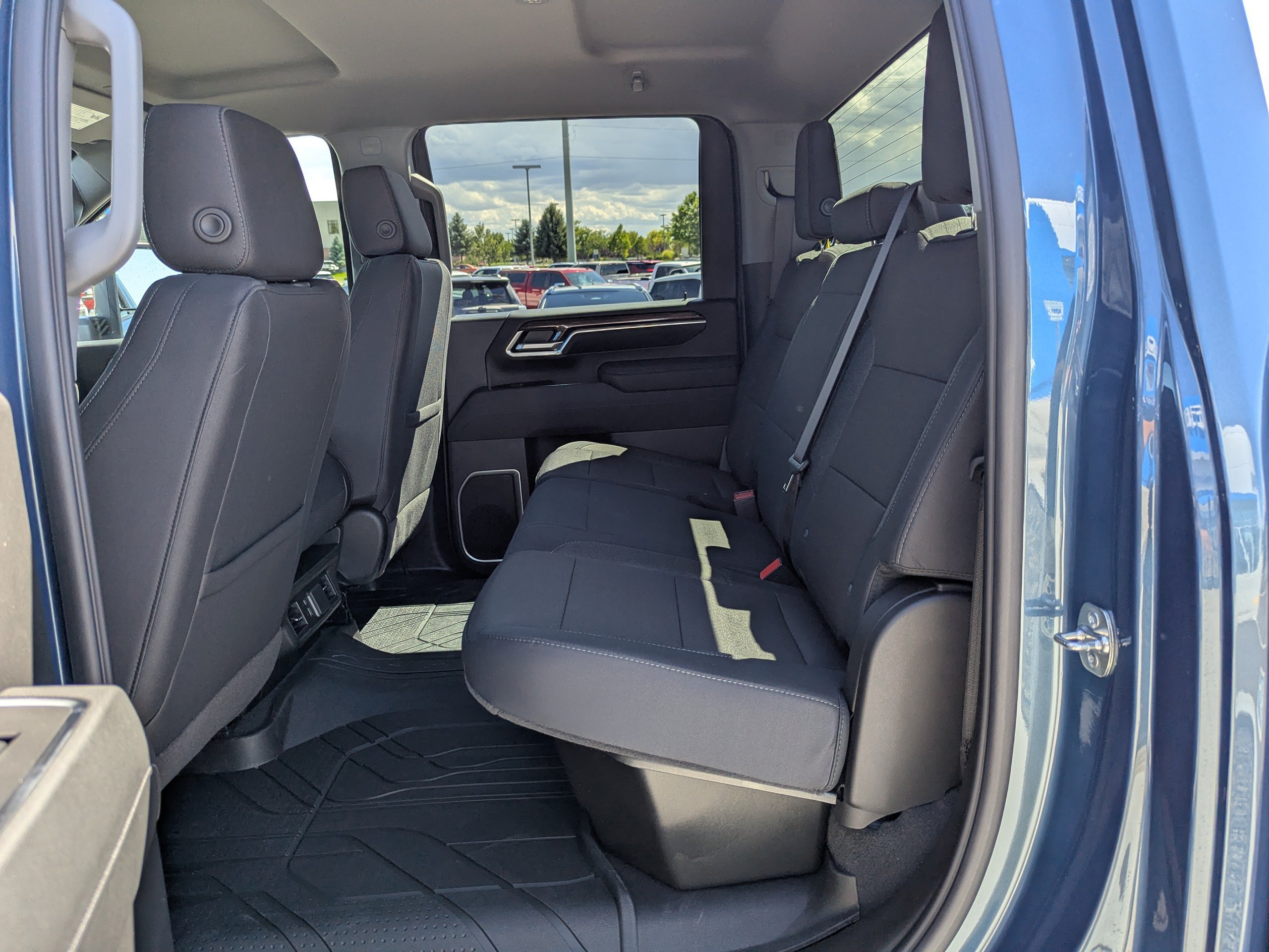 New 2026 Chevrolet Silverado 3500 LT AWD/4WD image 29