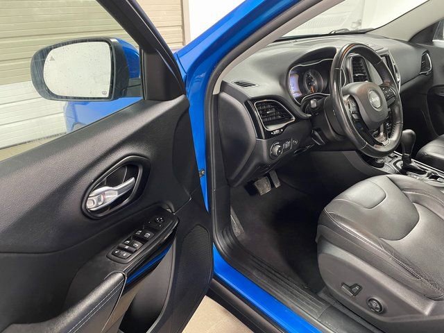 Used 2021 Jeep Cherokee Latitude Lux w/ Sun & Sound Group AWD/4WD image 10
