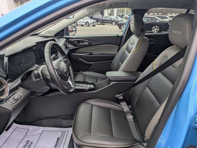 Used 2025 Chevrolet Trax ACTIV w/ Sunroof Package image 24