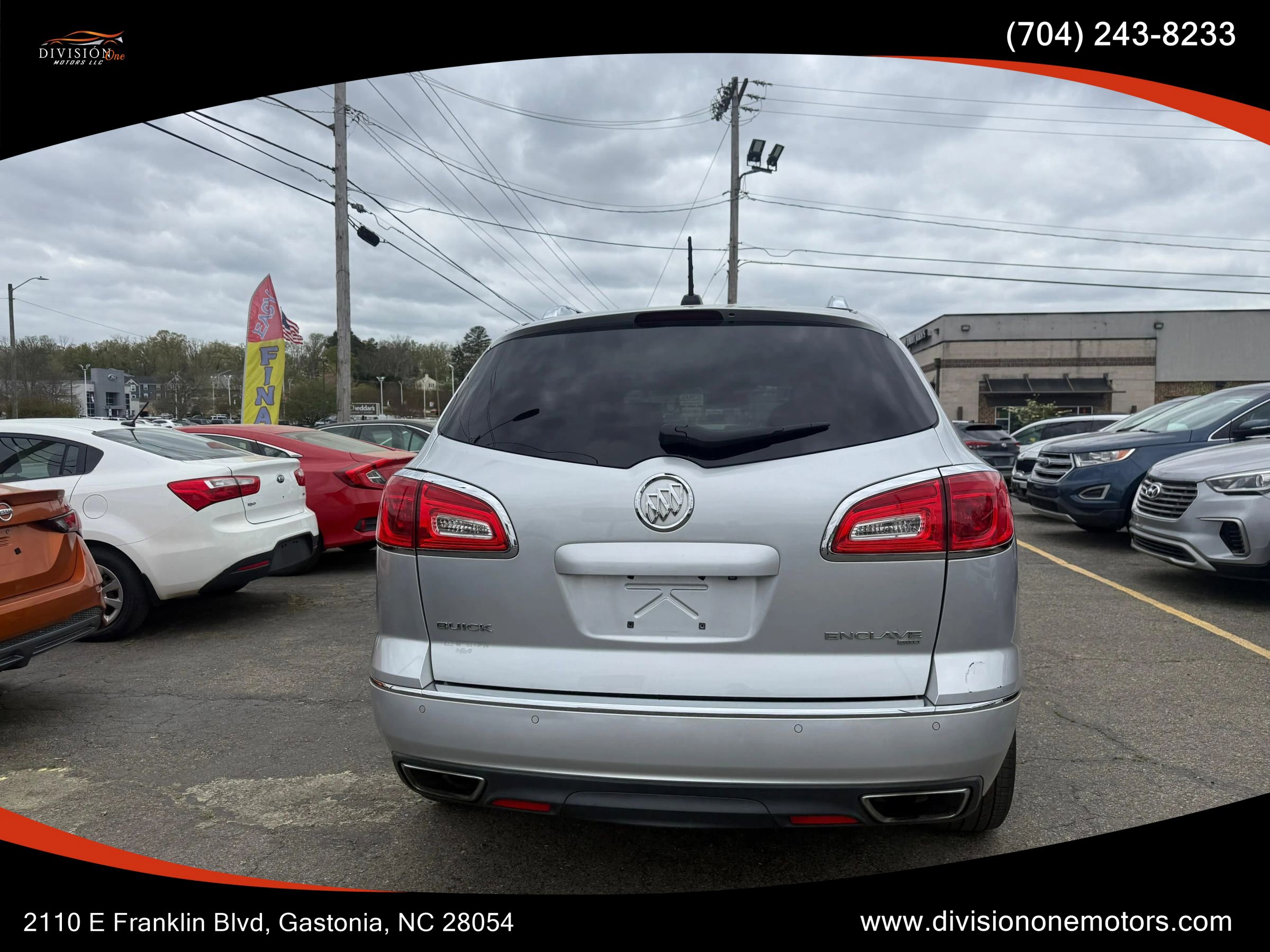 Used 2017 Buick Enclave Leather image 5