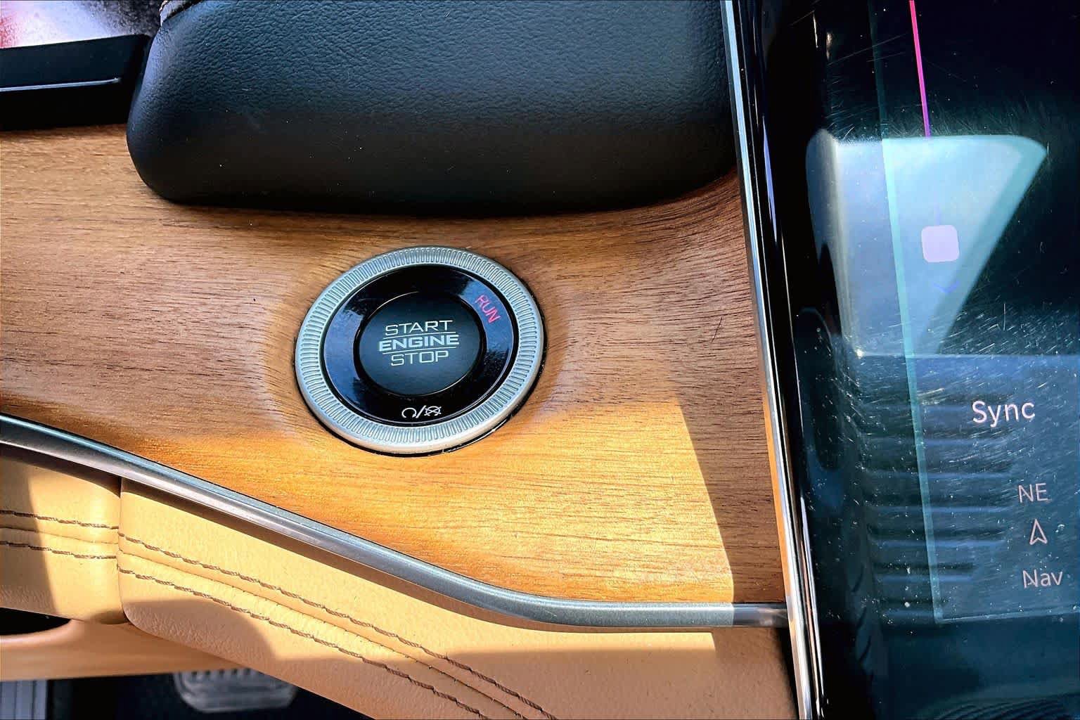 Used 2023 Jeep Grand Cherokee Summit image 35