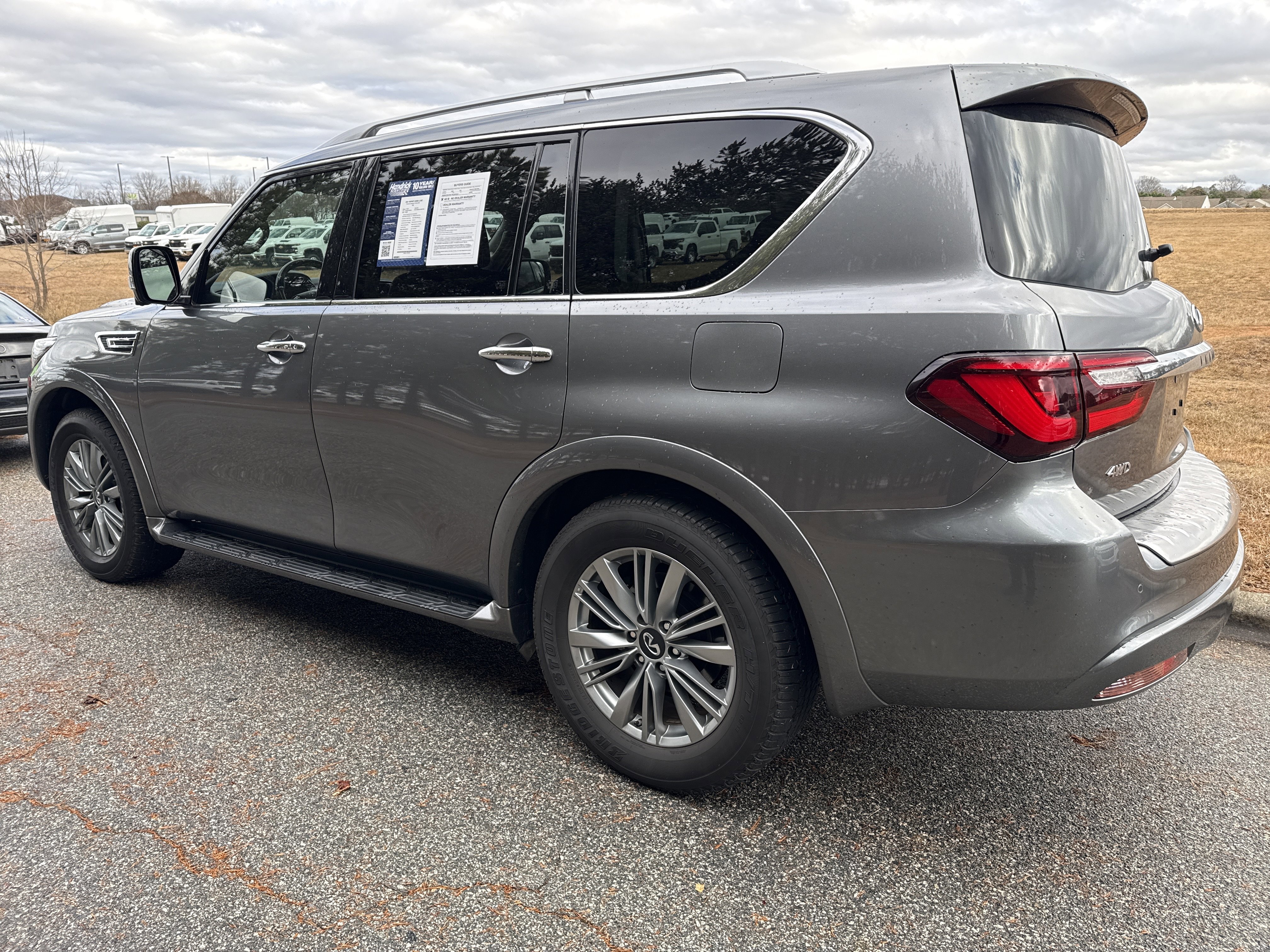 Used 2021 INFINITI QX80 Luxe w/ Cargo Package image 8