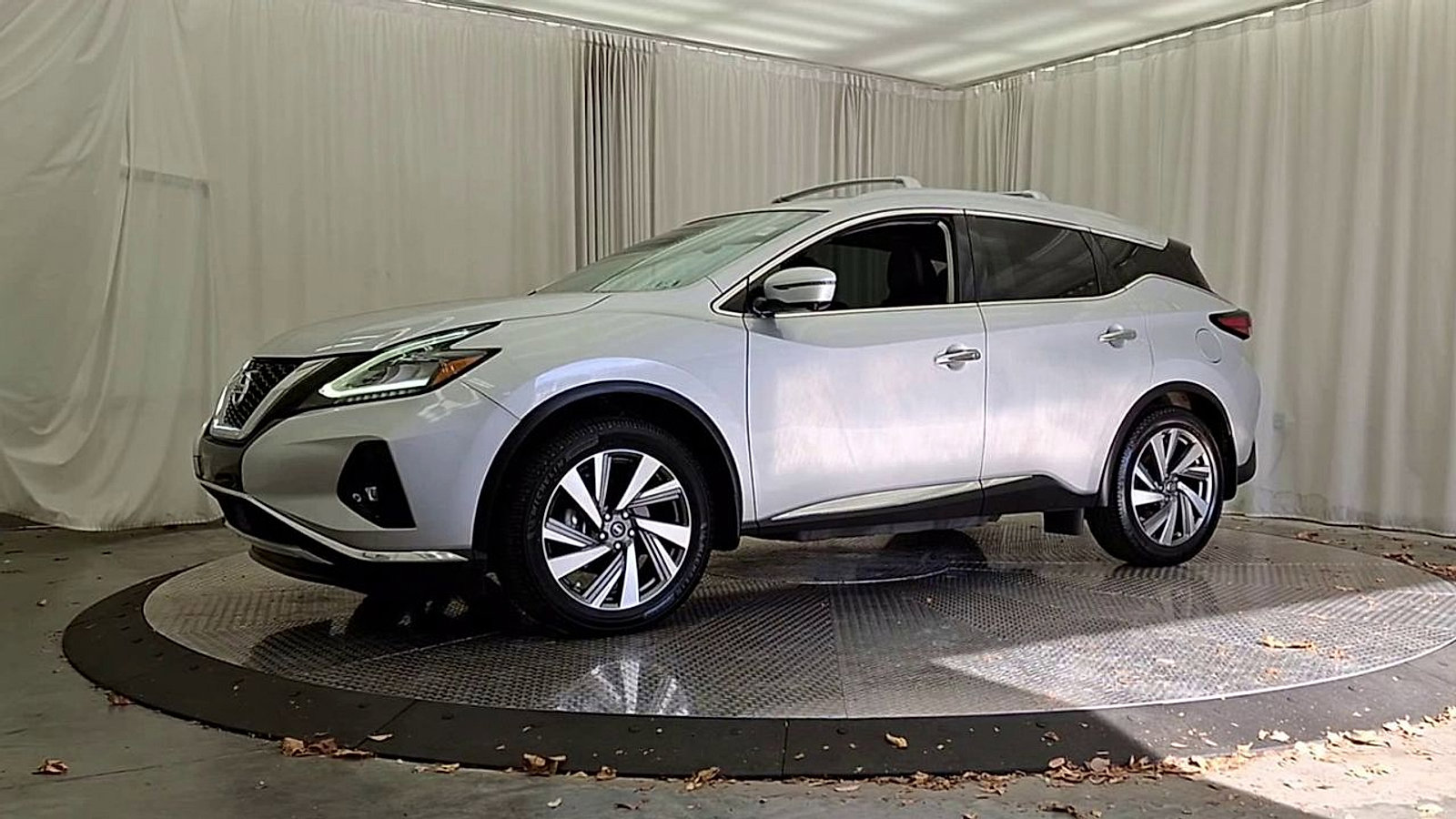 Used 2019 Nissan Murano SL image 3