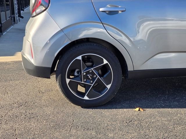Used 2024 Kia Soul EX image 10