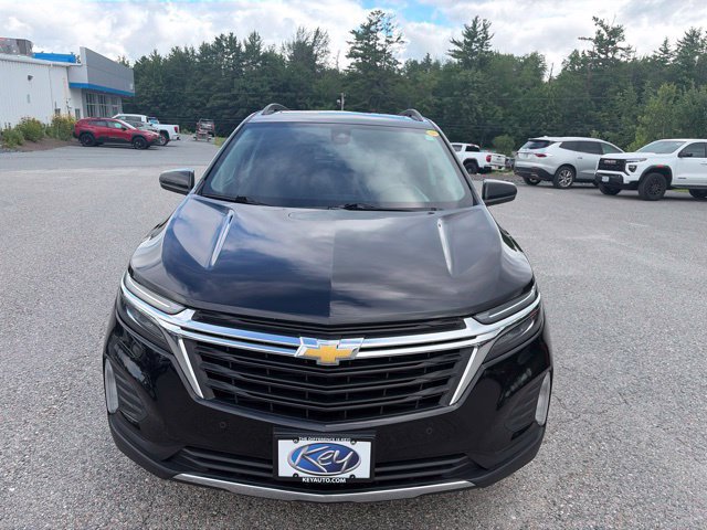 Used 2024 Chevrolet Equinox LT AWD/4WD image 2