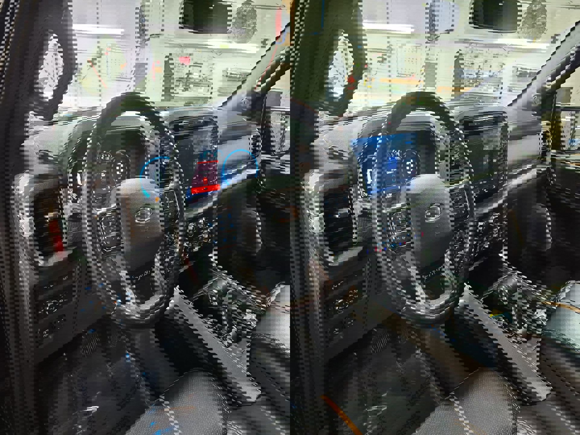 Used 2022 Ford F150 Platinum w/ Equipment Group 701A High image 11