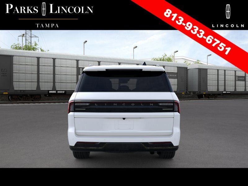New 2026 Lincoln Navigator L Reserve AWD/4WD image 5