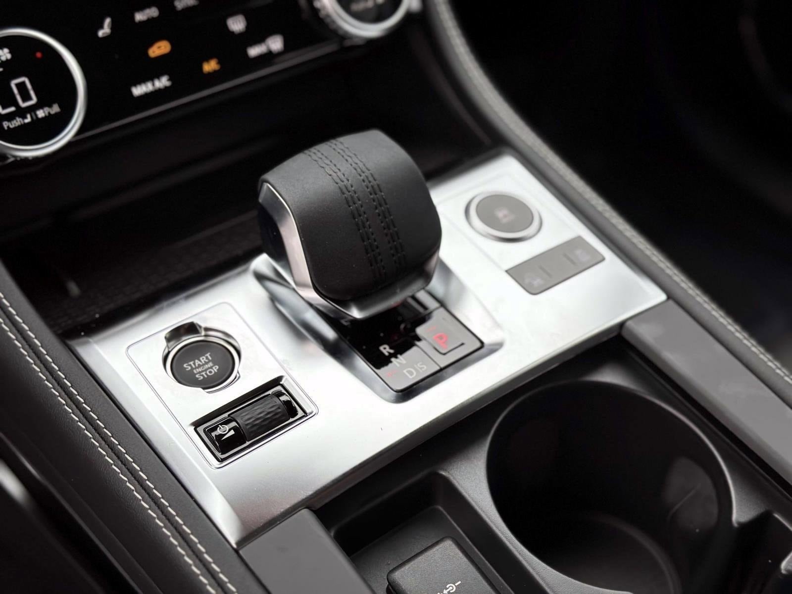 New 2026 Jaguar F-PACE R-Dynamic S AWD/4WD image 19