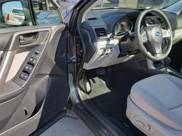 Used 2015 Subaru Forester 2.5i Premium w/ All-Weather Package image 10