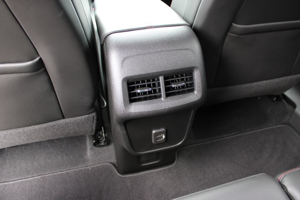 Used 2022 Chevrolet Equinox RS w/ RS Leather Package AWD/4WD image 42