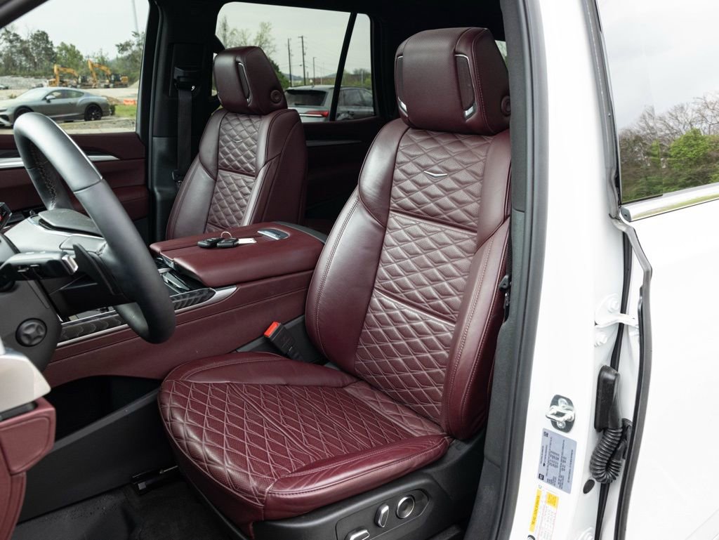 Used 2025 Cadillac Escalade Premium Luxury w/ Touring Package image 24