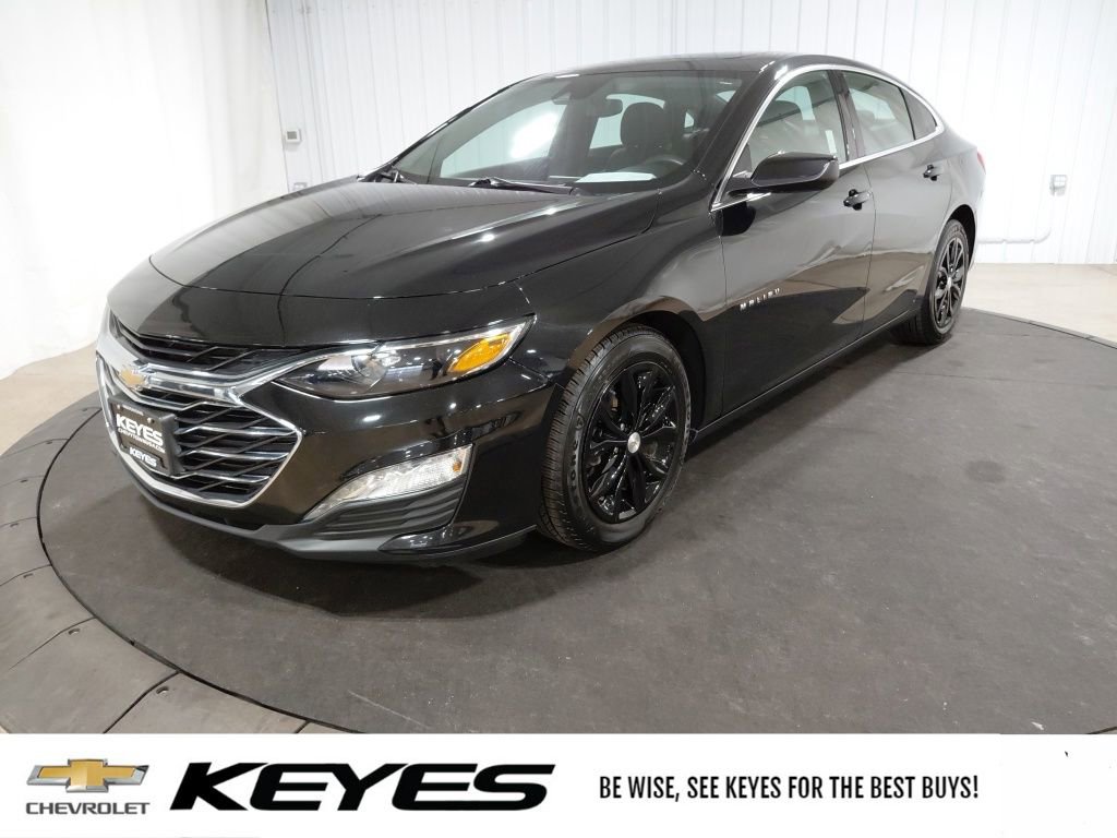 Used 2024 Chevrolet Malibu LT FWD image 1