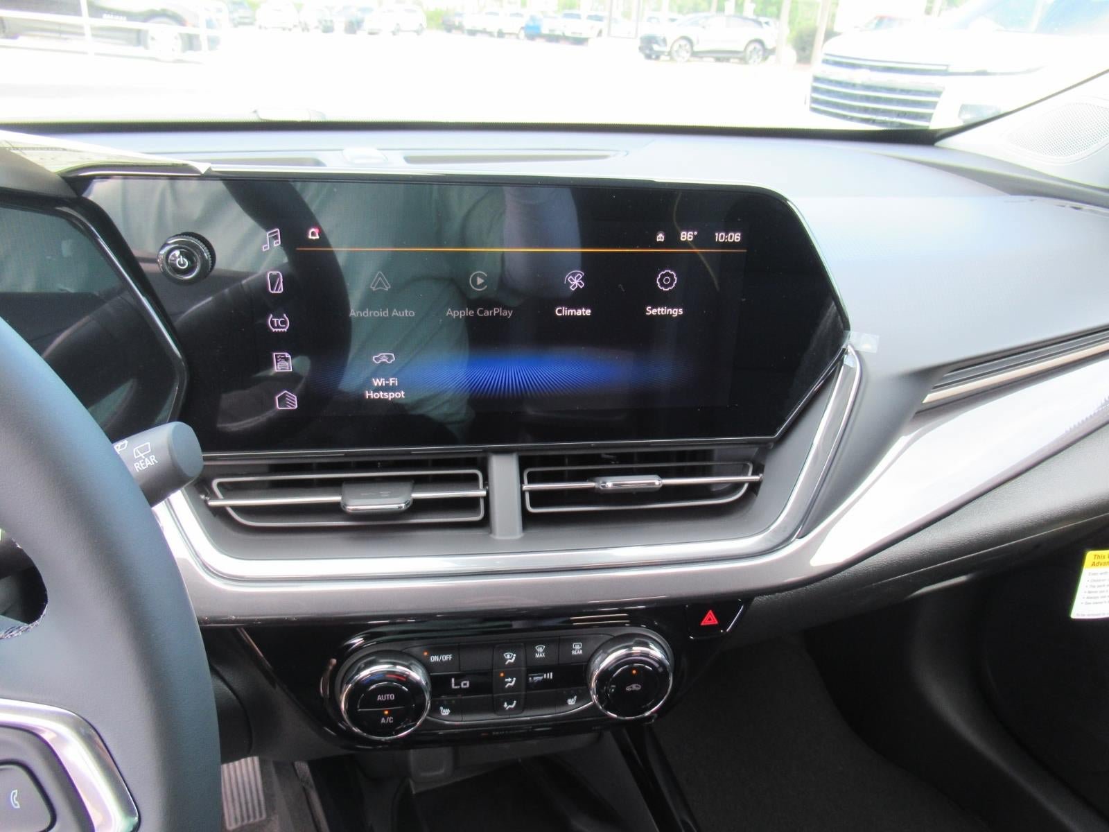 New 2026 Chevrolet Trax ACTIV w/ Sunroof Package FWD image 25