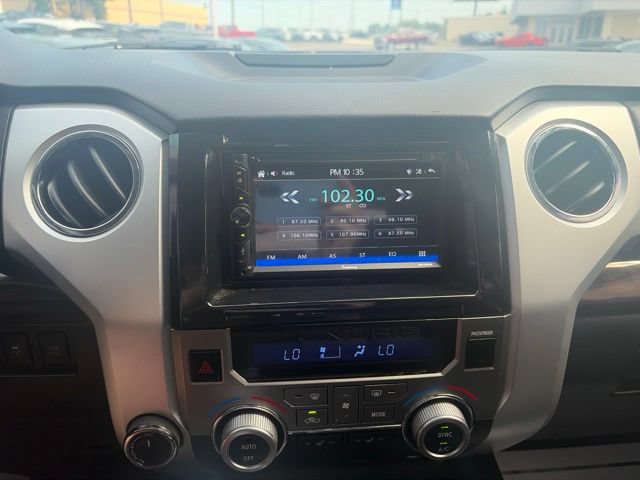 Used 2015 Toyota Tundra Limited AWD/4WD image 27