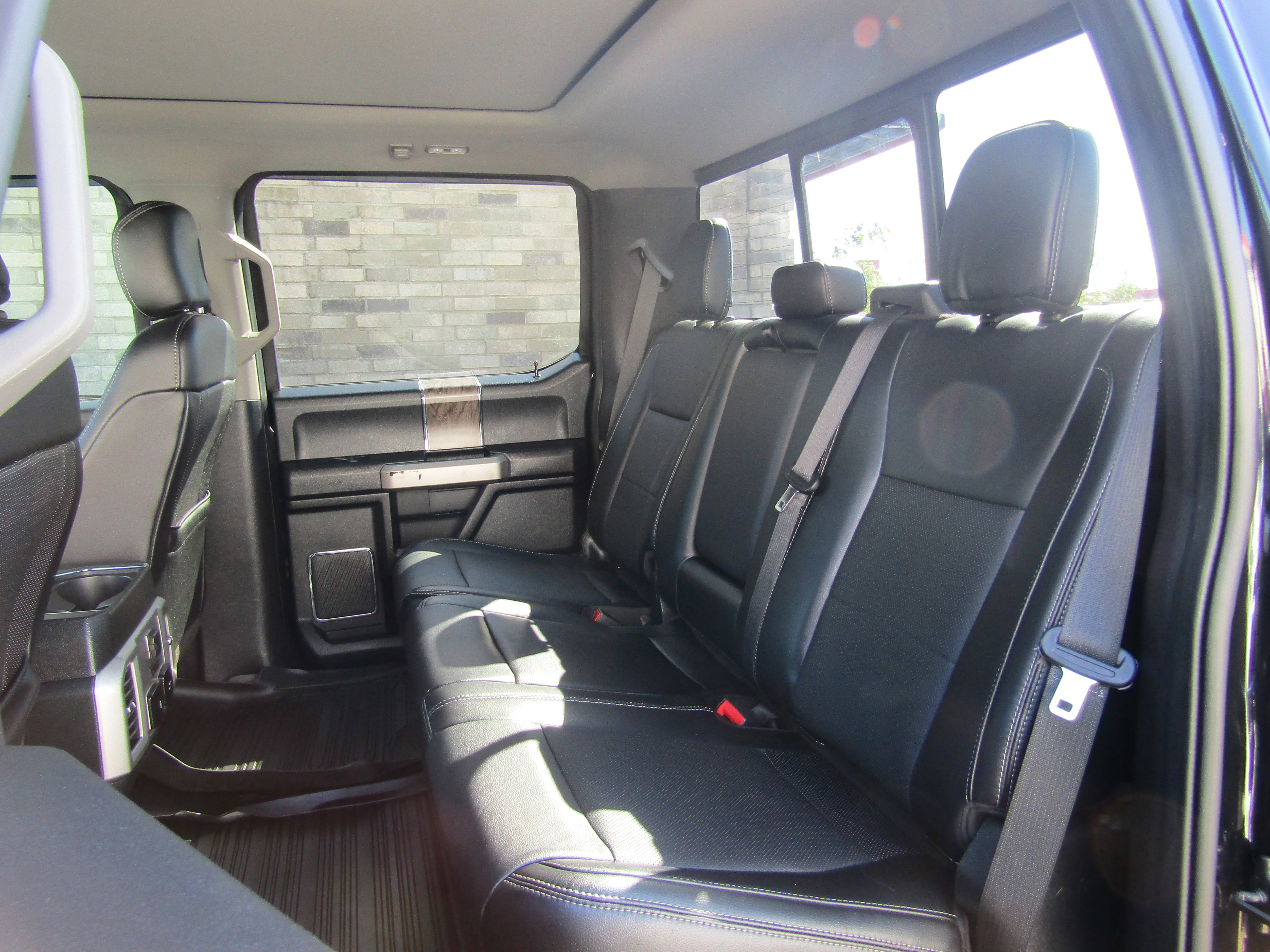 Used 2019 Ford F250 Lariat w/ Lariat Ultimate Package image 10