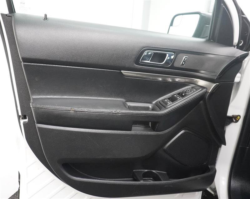 Used 2018 Ford Explorer 4WD Police Interceptor w/ Ultimate Wiring Package image 27