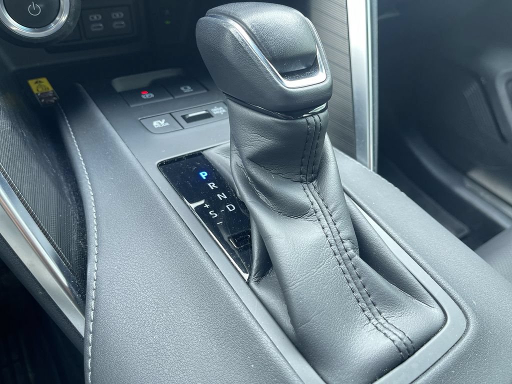 Used 2023 Toyota Venza Limited AWD/4WD image 34