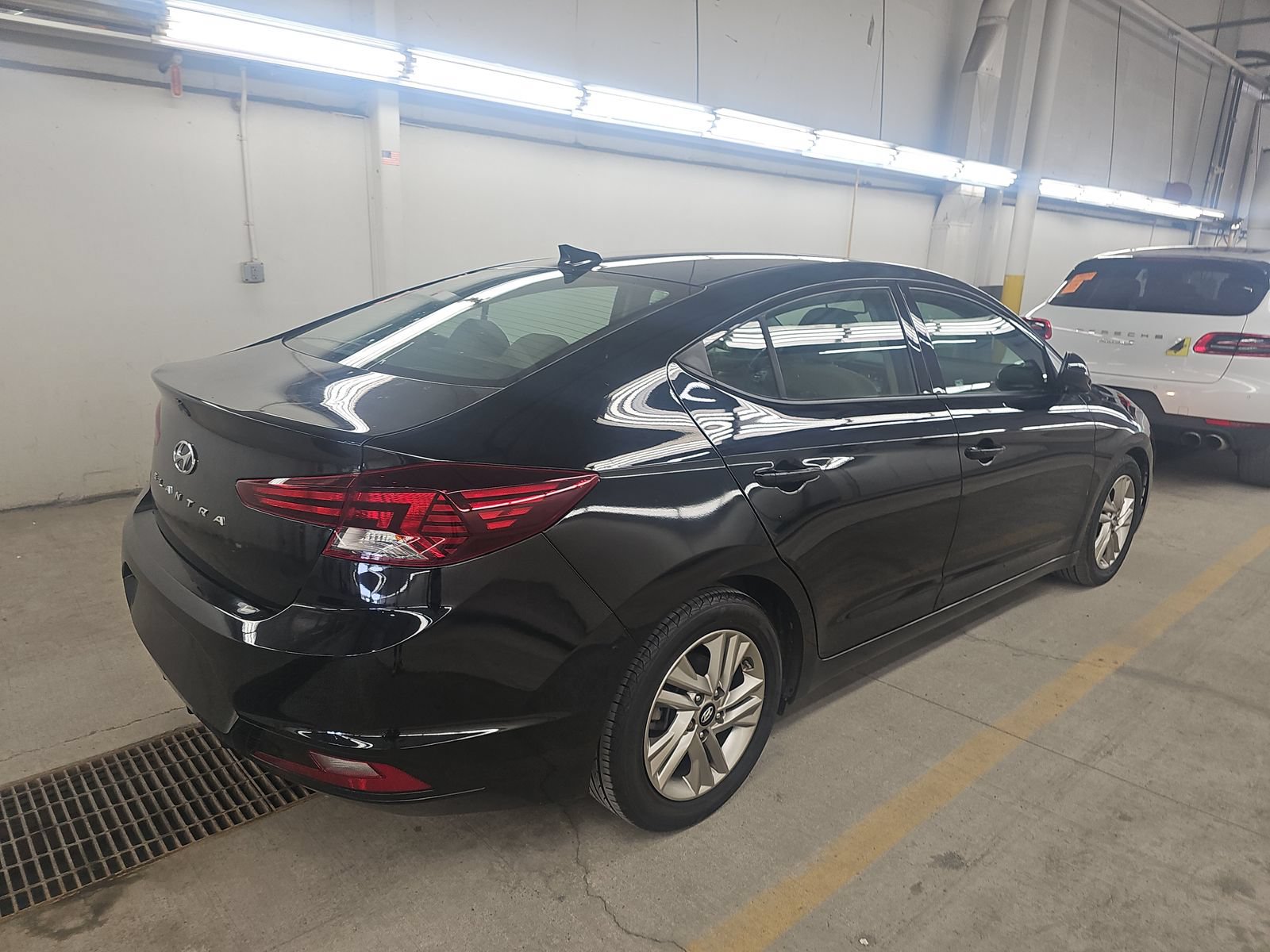 Used 2020 Hyundai Elantra Value Edition FWD image 6