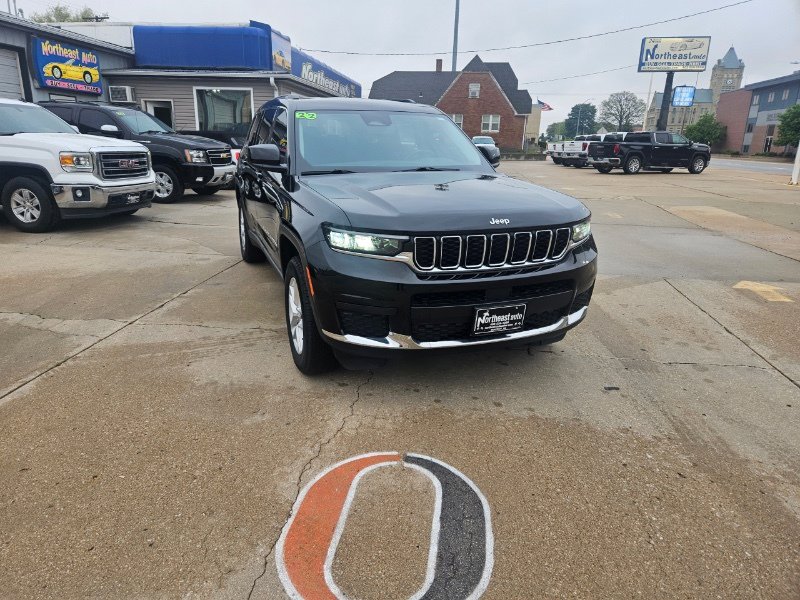 Used 2022 Jeep Grand Cherokee L Laredo w/ Luxury Tech Group I AWD/4WD image 5
