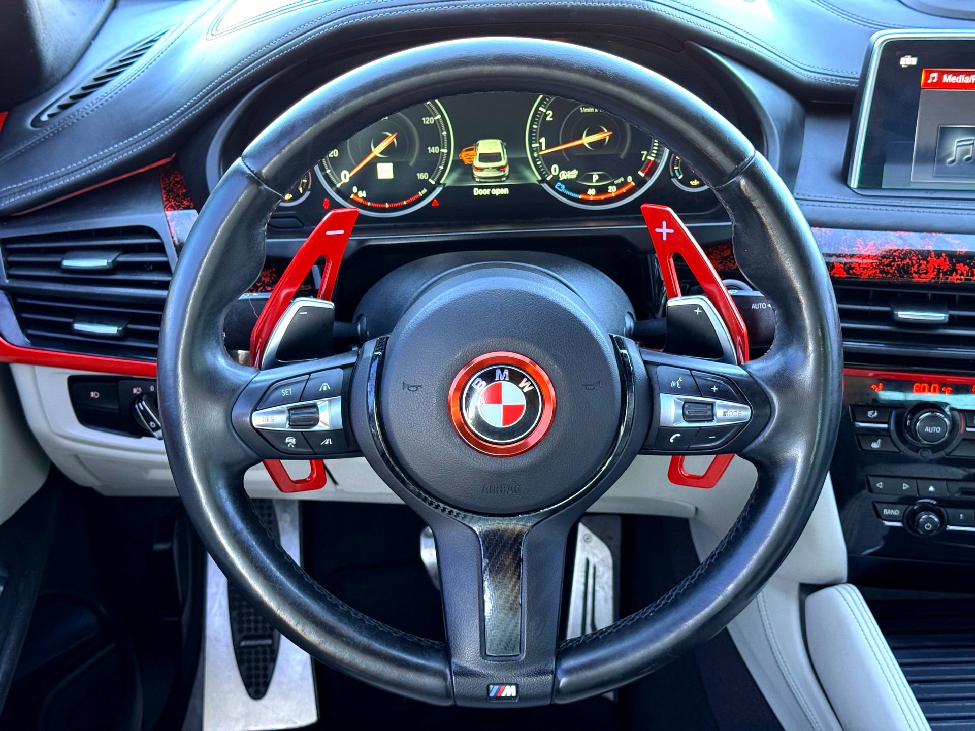 Used 2018 BMW X6 xDrive50i image 24