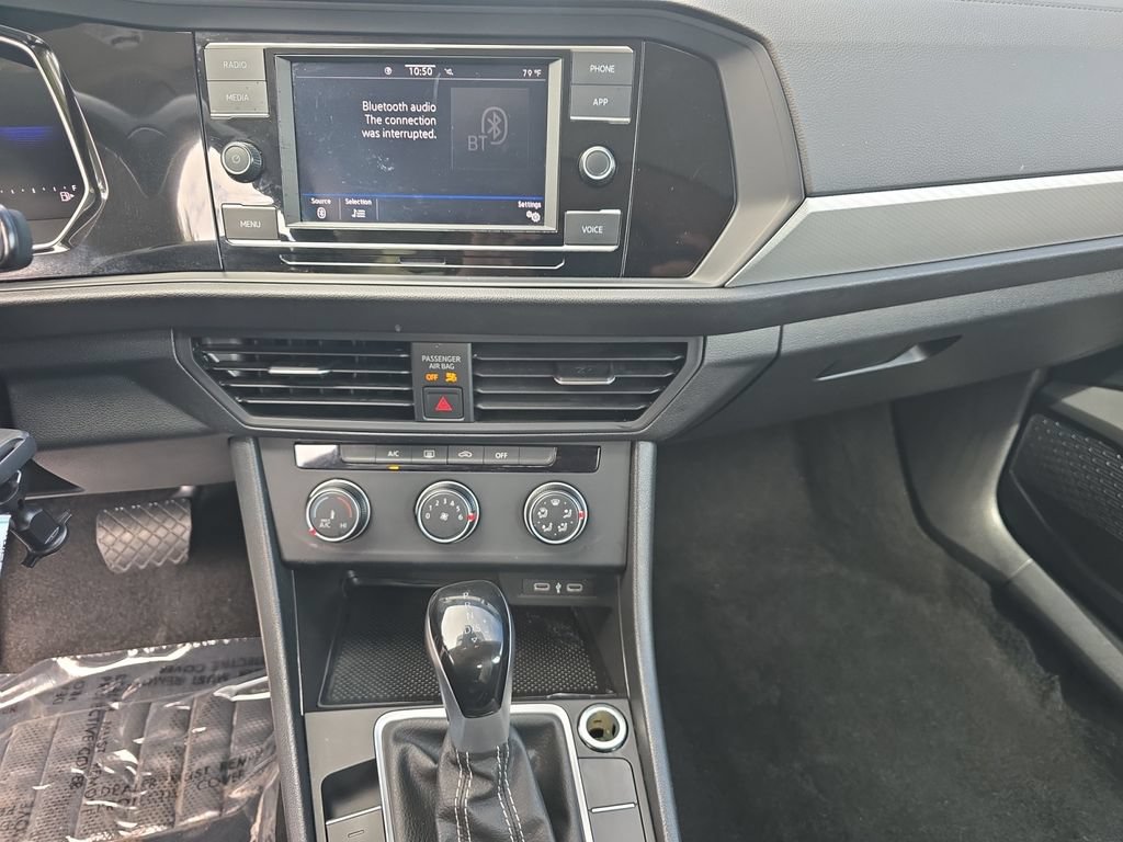 Certified 2024 Volkswagen Jetta S FWD image 21
