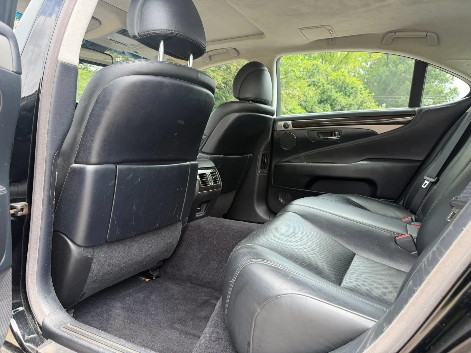Used 2013 Lexus LS 460 L w/ Preferred Accessory Package RWD image 15