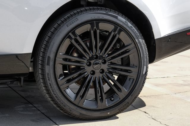 New 2026 Land Rover Range Rover Long Wheelbase SE AWD/4WD image 71