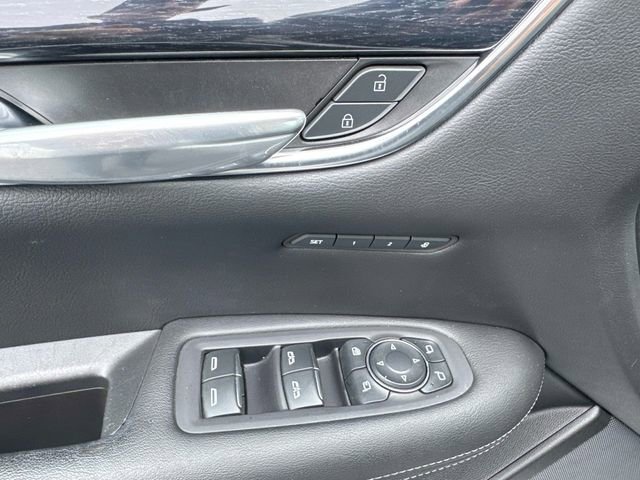Certified 2022 Cadillac XT5 Premium Luxury w/ LPO, Floor Liner Package AWD/4WD image 30