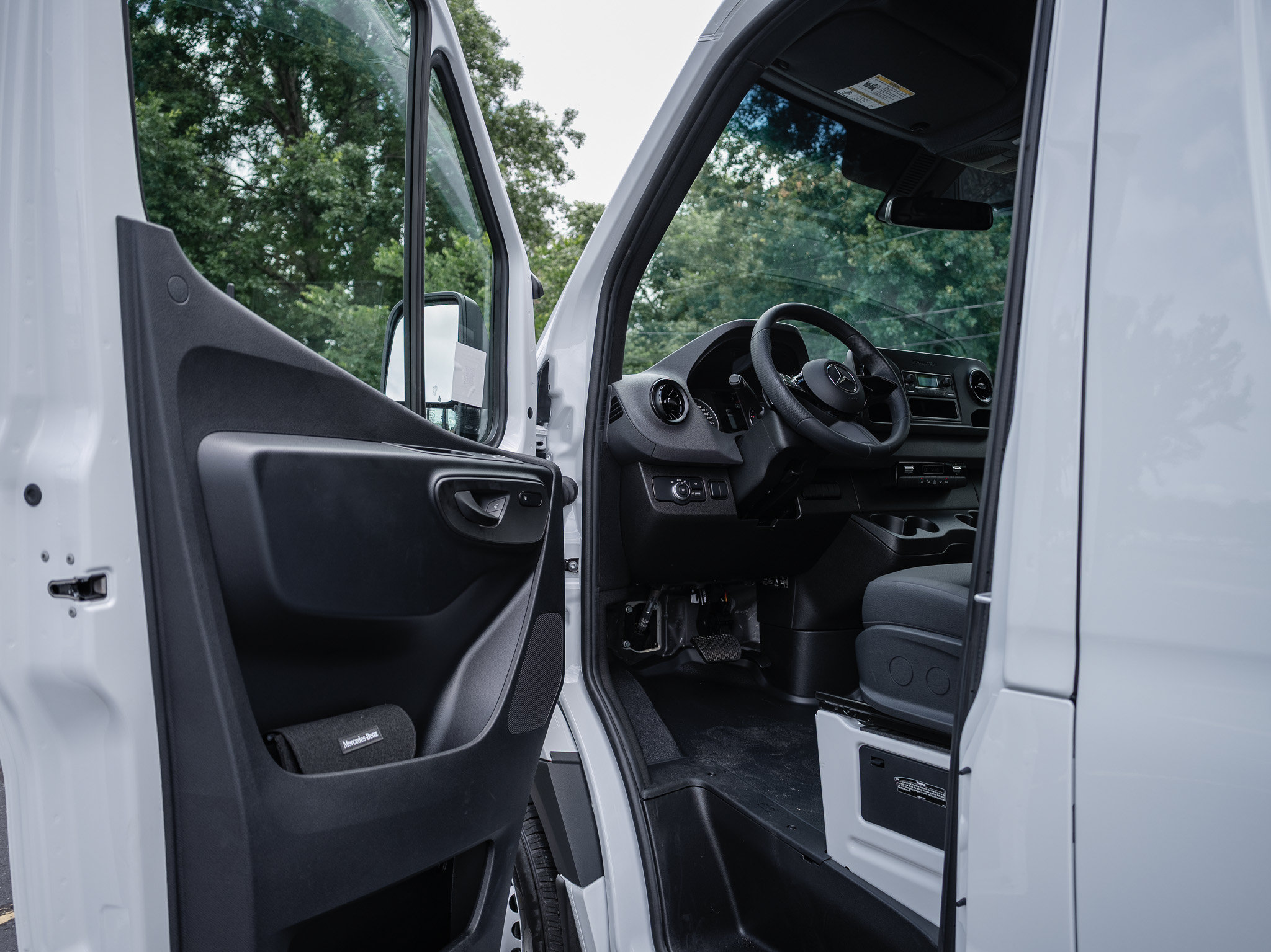 New 2026 Mercedes-Benz Sprinter 2500 image 17